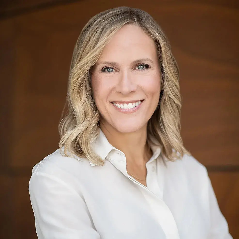 Nikki Kearl Headshot