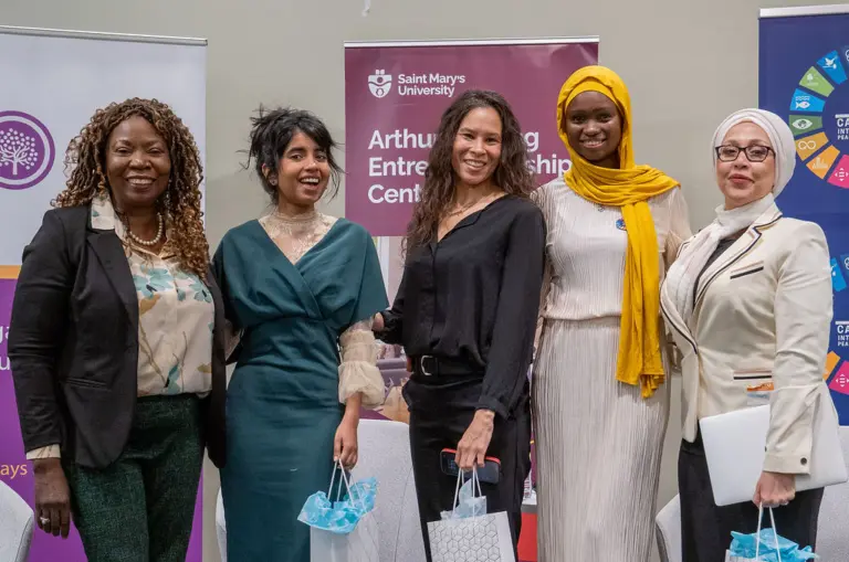 Five women at an entrepreneurship event.